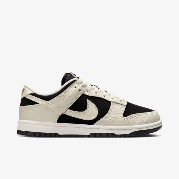 Nike Dunk Low SE 