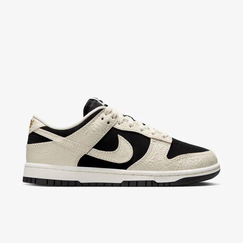 Nike Dunk Low SE 