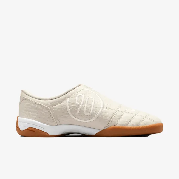 Nike Total90 
