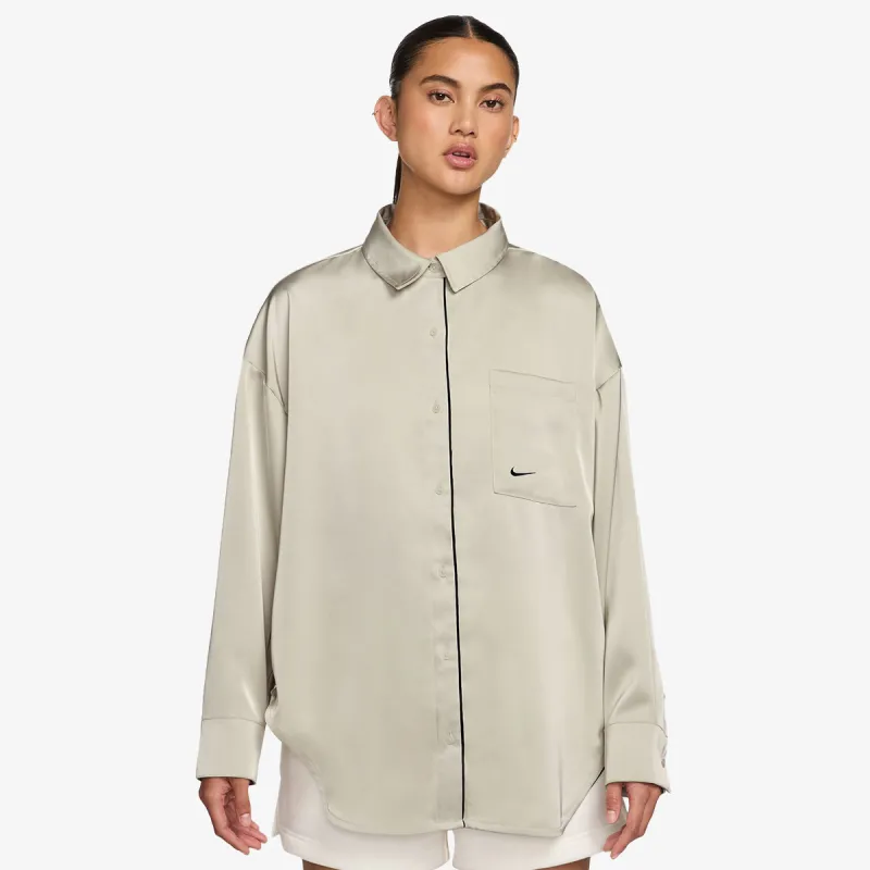 Nike Sportswear Off-Line 
