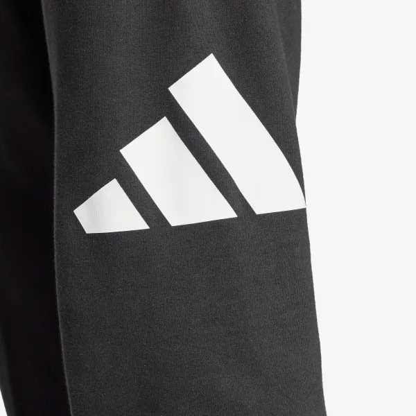 Adidas Big logo 