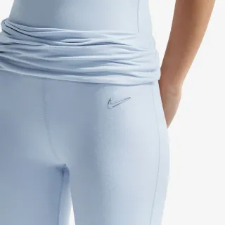 Nike Flared 