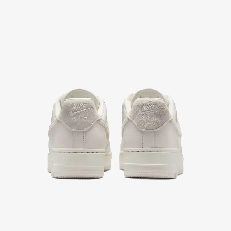 Nike WMNS AIR FORCE 1 '07 SIB 