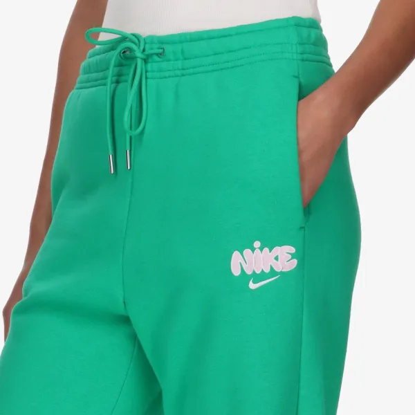 Nike Phoenix 