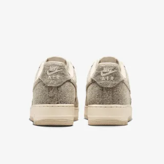 Nike AIR FORCE 1 '07 LV8 