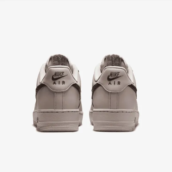 Nike AIR FORCE 1 '07 