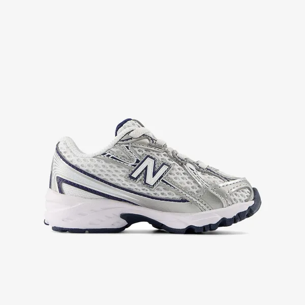 New Balance K 740 