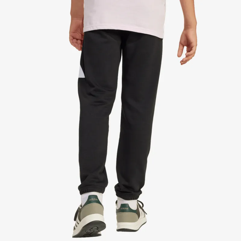 Adidas Big logo 
