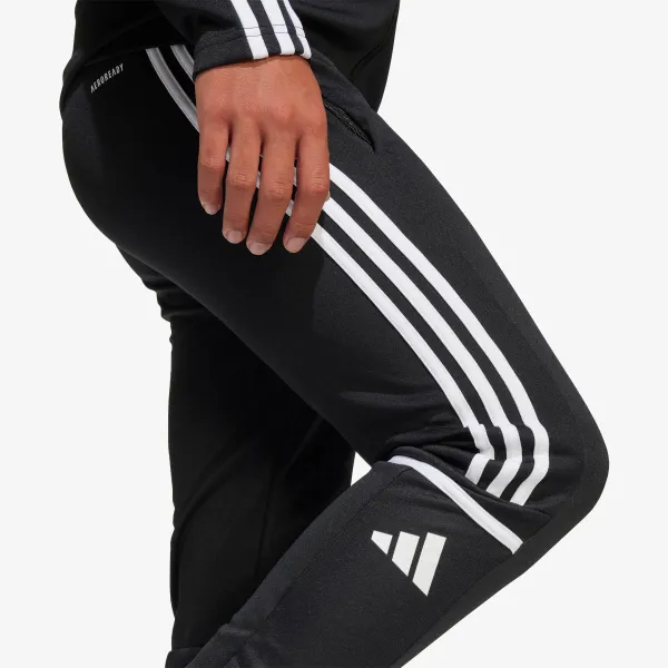 adidas SQ25 TR PNT Y 