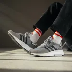 adidas Retropy F2 
