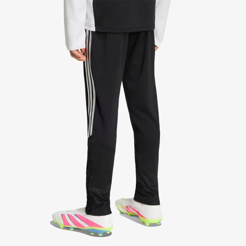 adidas LFC TR PNTY 