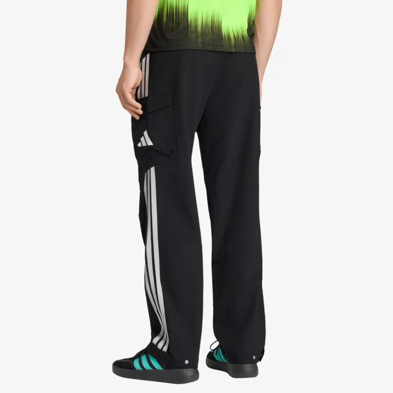 Adidas Mercedes-AMG Petronas Formula 1 Team Mechanics 