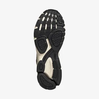 adidas SPIRITAIN 2000 