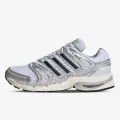 adidas ADISTAR CONTROL 5 