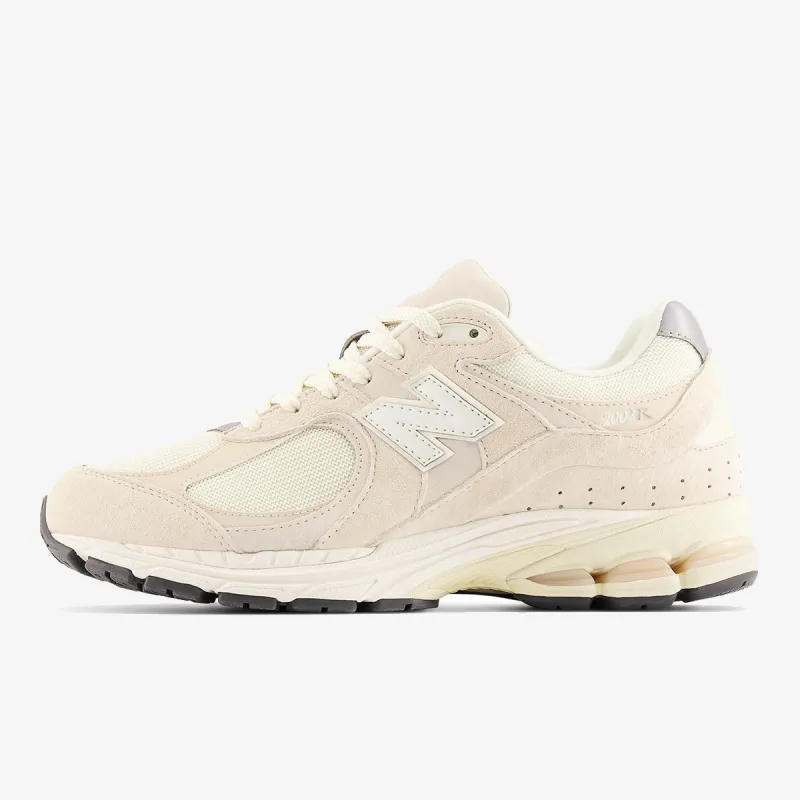New Balance 2002R 