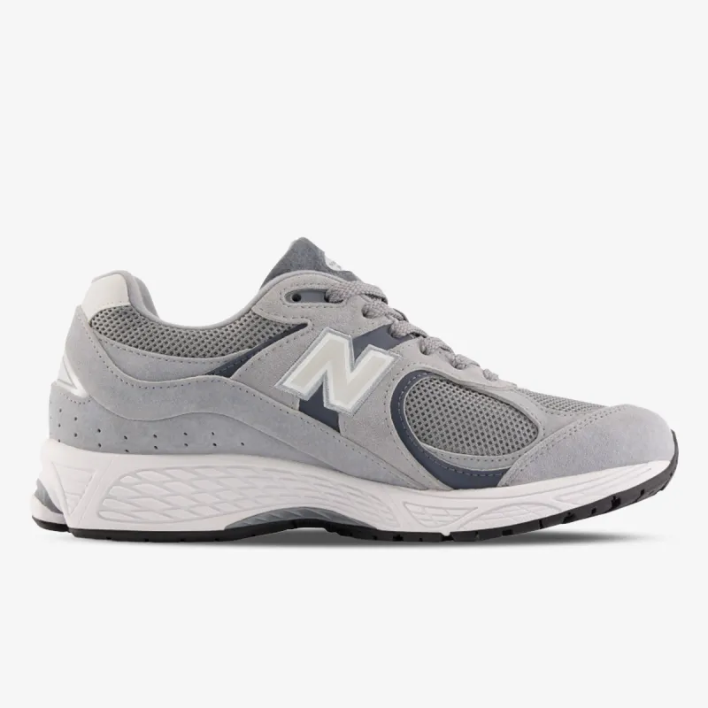 New Balance 2002R 