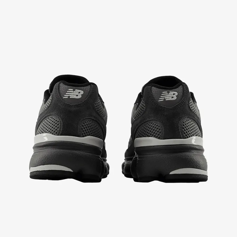 New Balance 603 