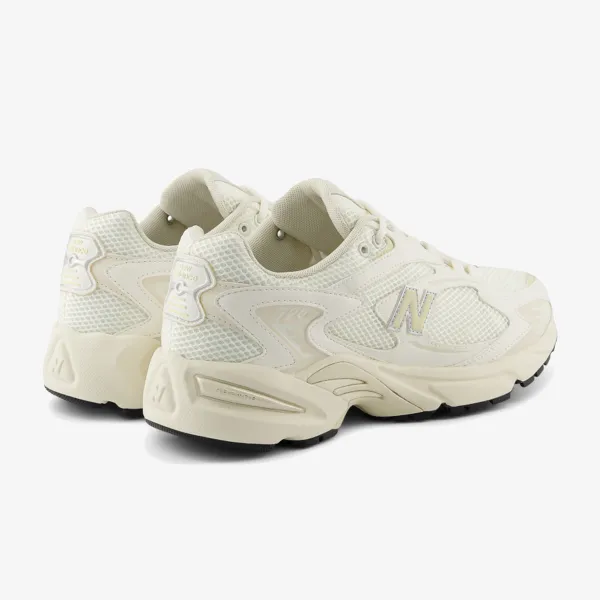 New Balance 725 