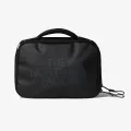 The North Face BASE CAMP VOYAGER TOILETRY KIT 