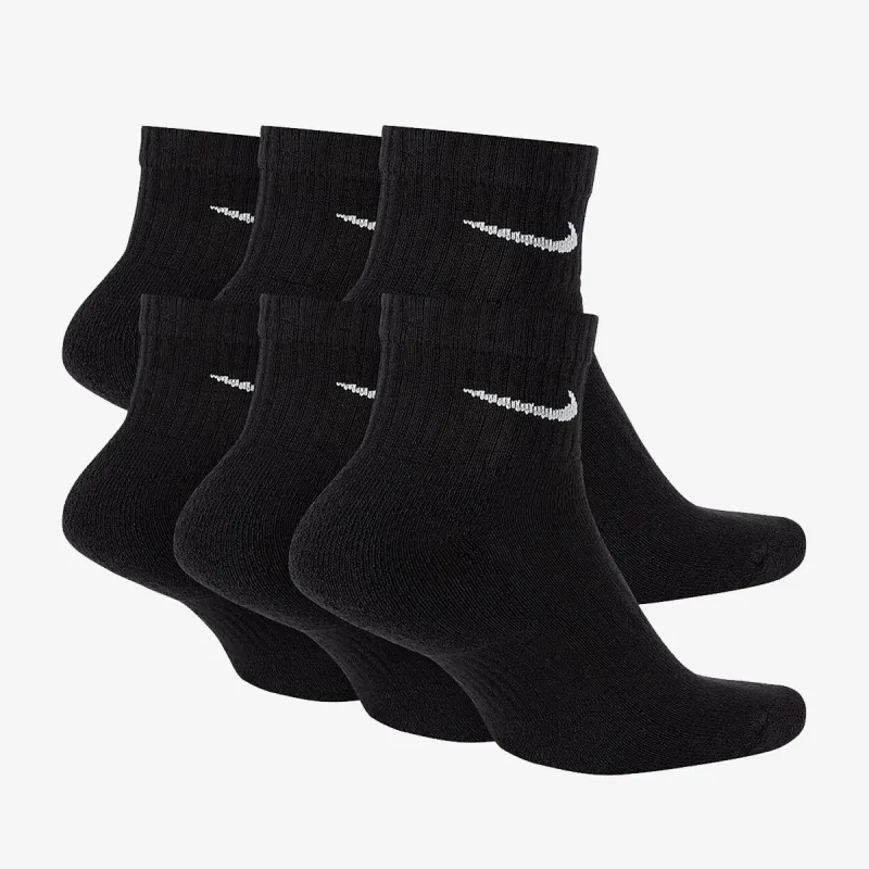 Nike Everyday Cushioned 