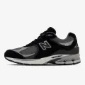 New Balance 2002R 