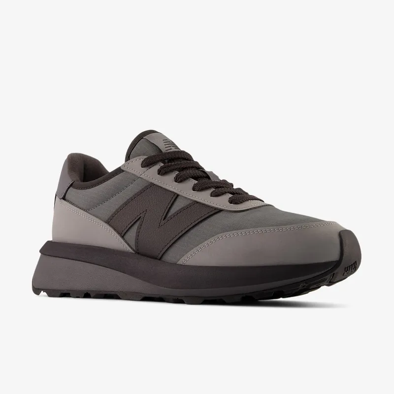 New Balance 370 