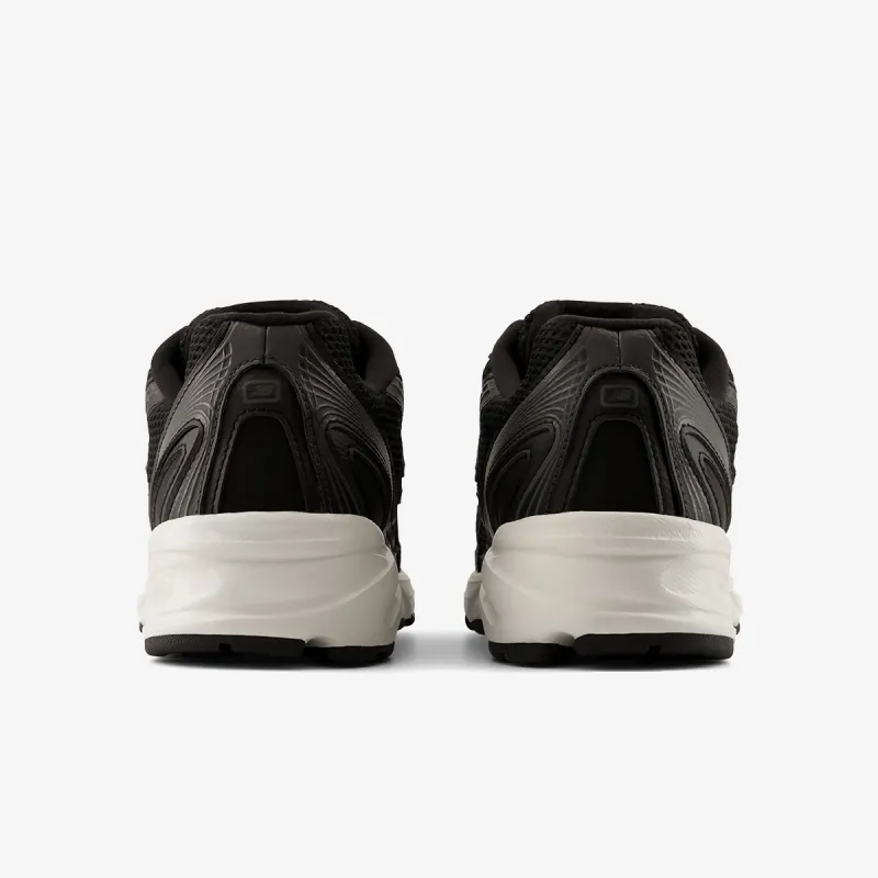 New Balance 740 