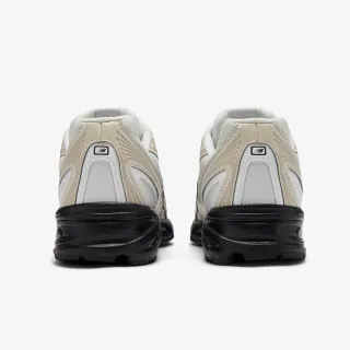 New Balance 740 