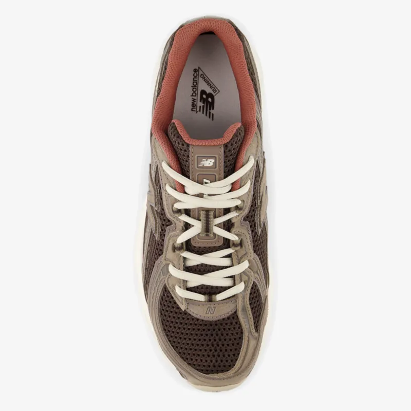 New Balance 740 