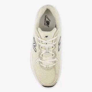 New Balance 740 