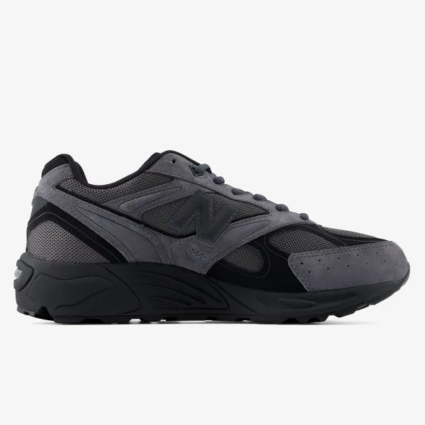 New Balance 880 