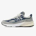 New Balance 990 