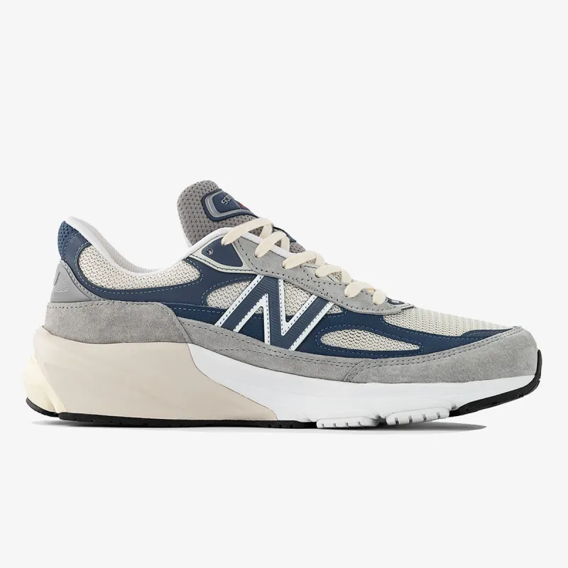 New Balance 990 