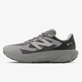 New Balance 800 