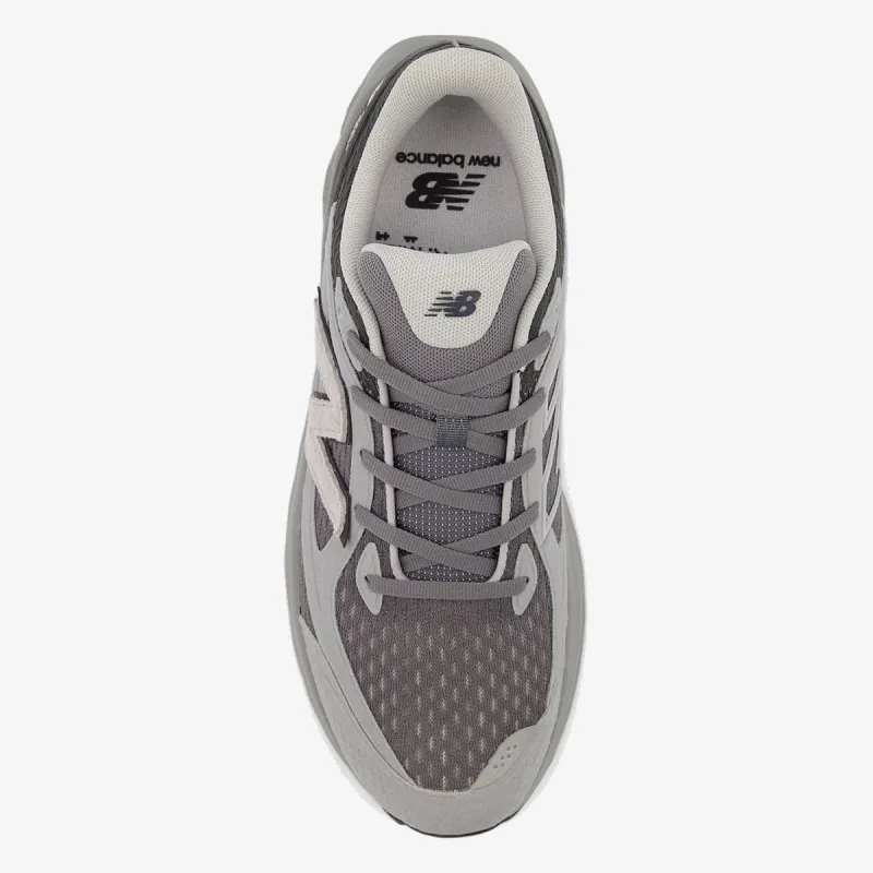 New Balance 800 