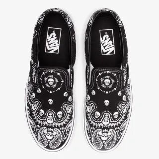 Vans UA CLASSIC SLIP-ON BANDANA BLACK 