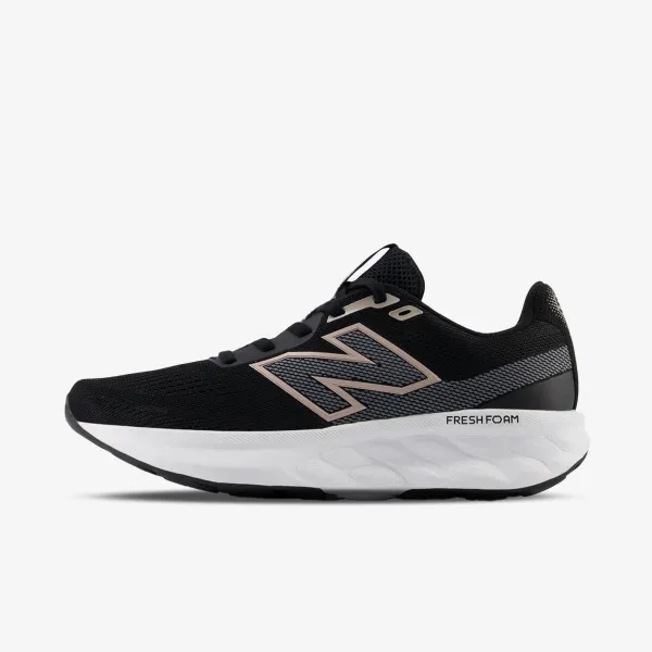New Balance W520 