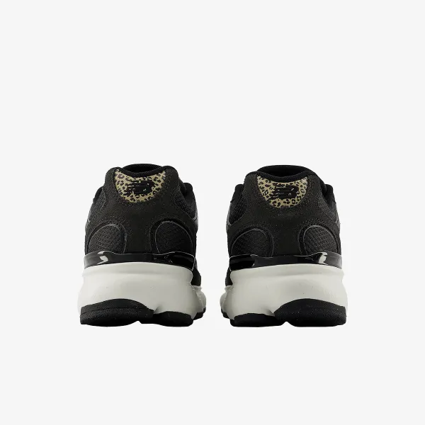 New Balance 603 