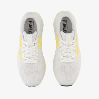 New Balance W FC Propel 