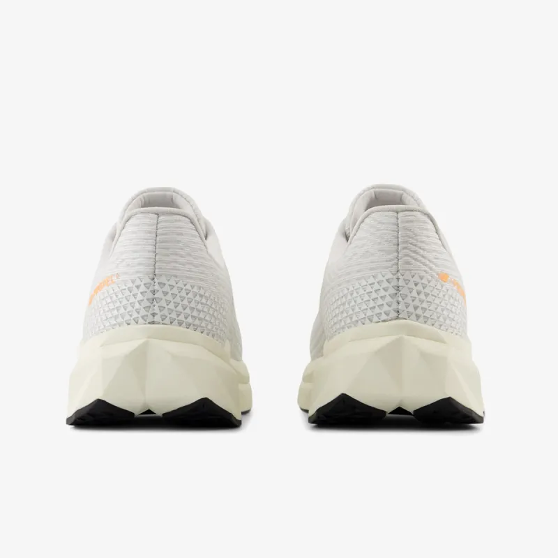 New Balance W FC Propel 