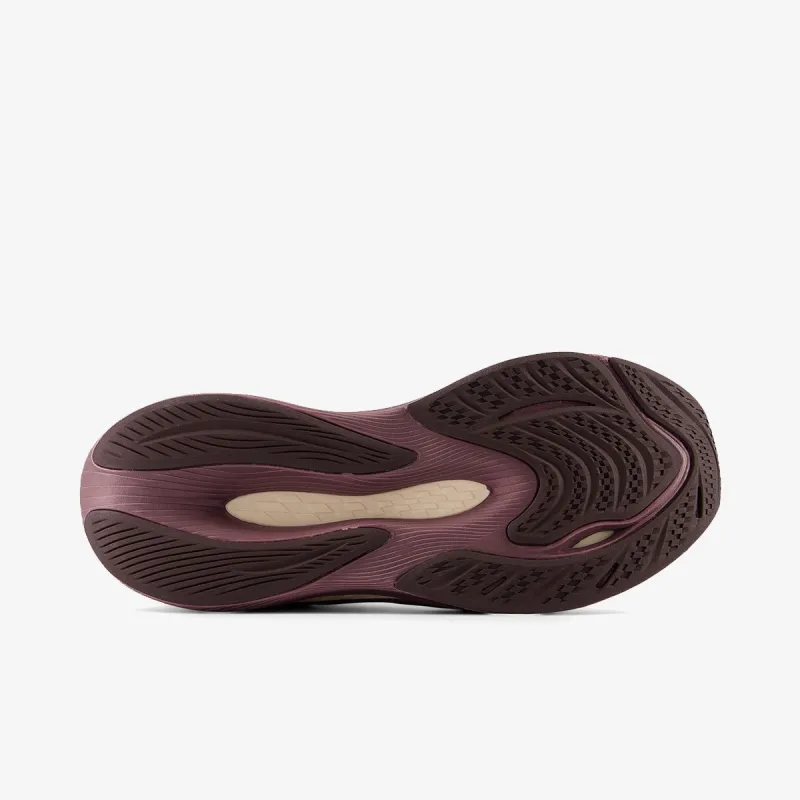 New Balance W FC PROPEL 